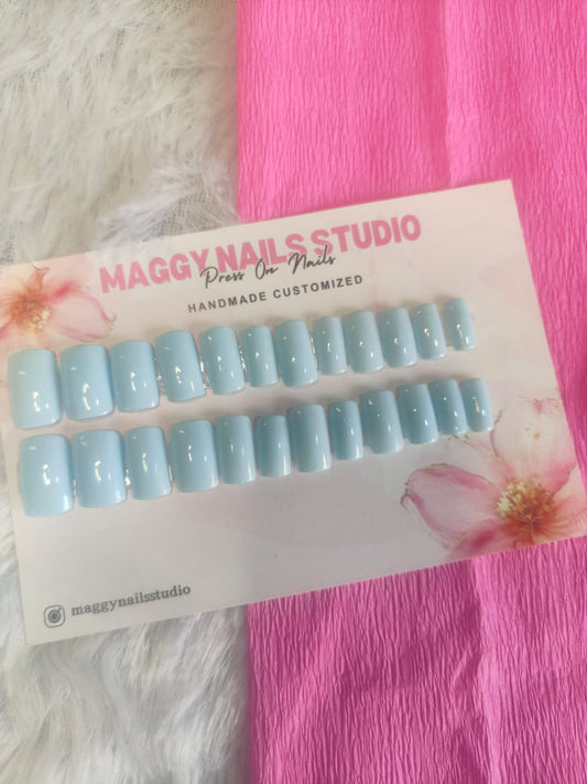 BLUE SOLID NAILS