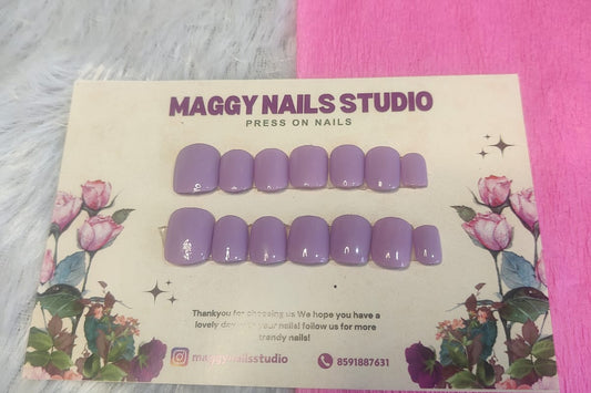 MINI SQUARE NAILS